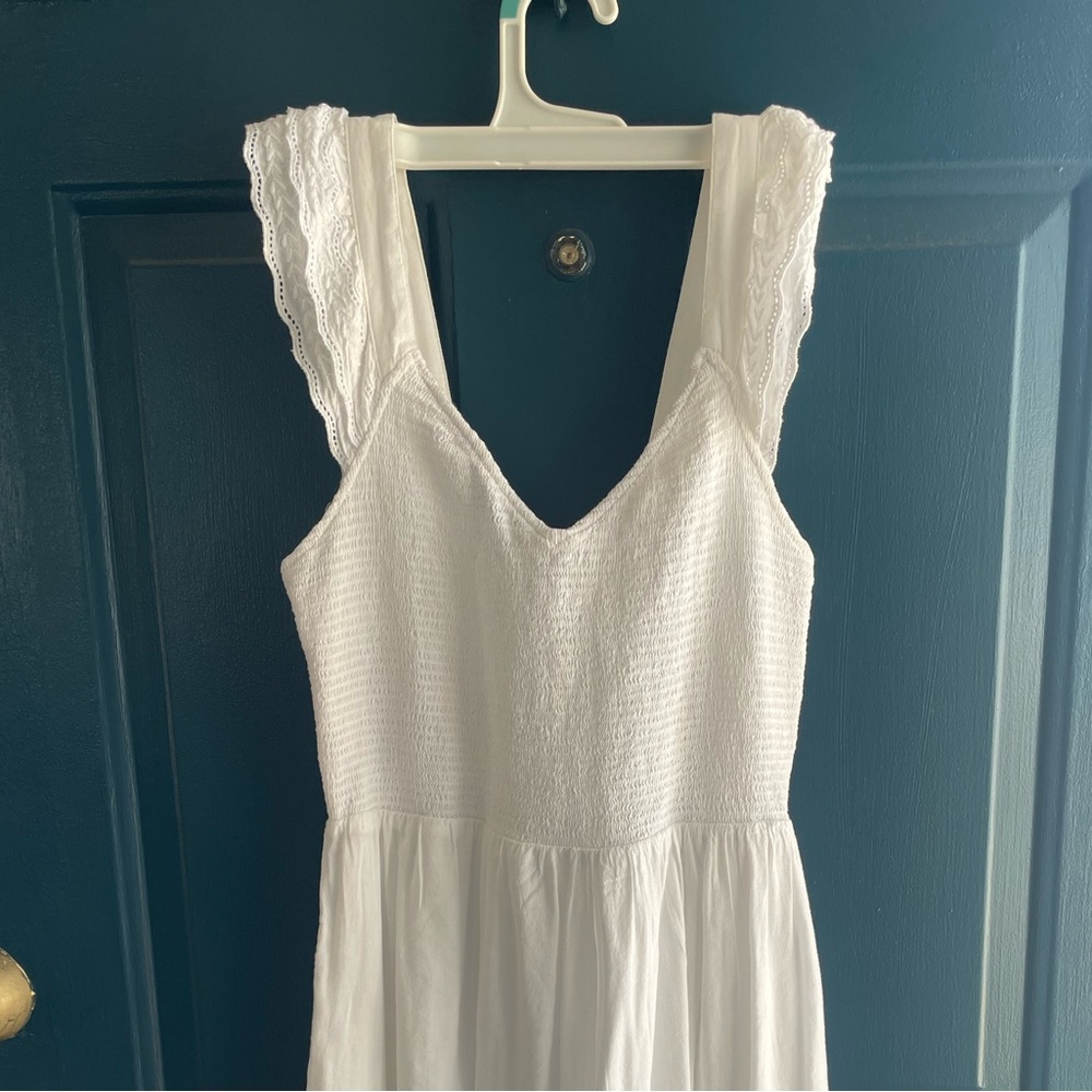 Old Navy White Midi Dress - Smocked